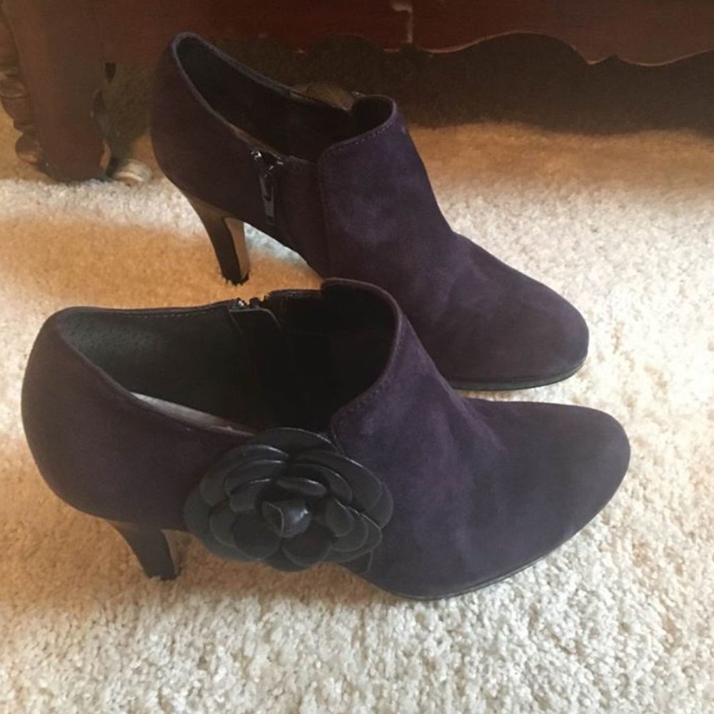 Stylish Purple Suede Booties